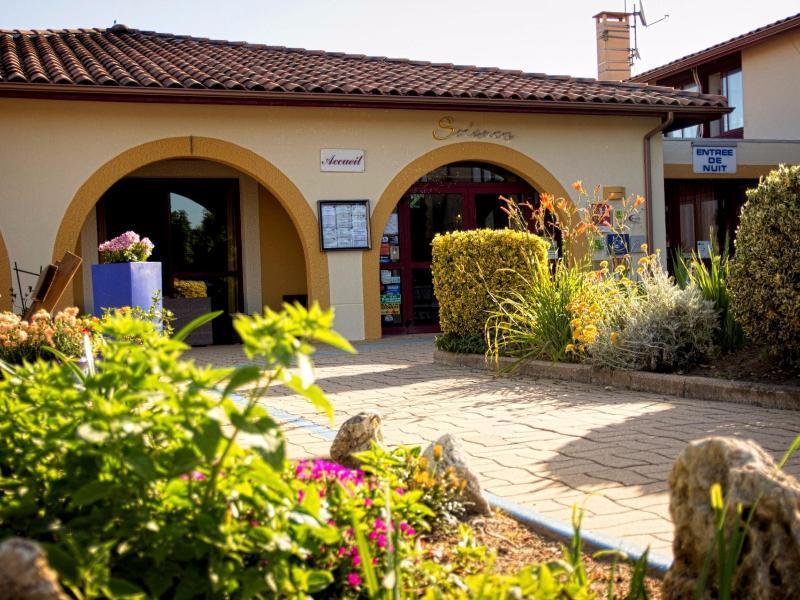 Logis Hotel Restaurant Solenca Nogaro Exteriér fotografie